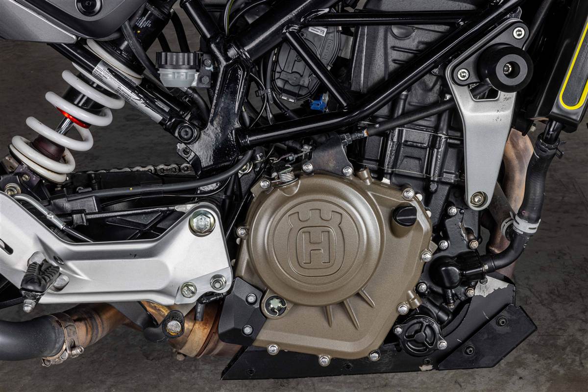 2021 Husqvarna Svartpilen 401 MOTORCYCLE