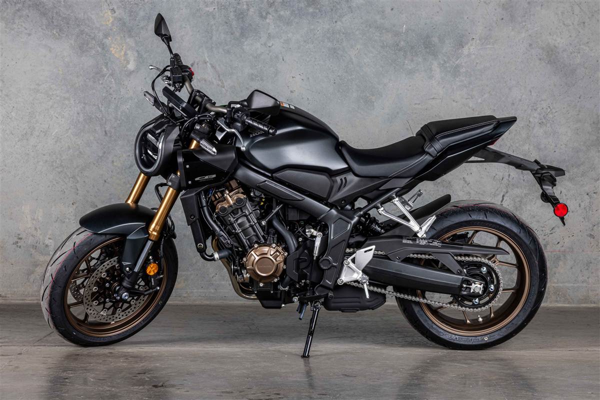 2026 Honda CB650R E-Clutch Matte Black Metallic