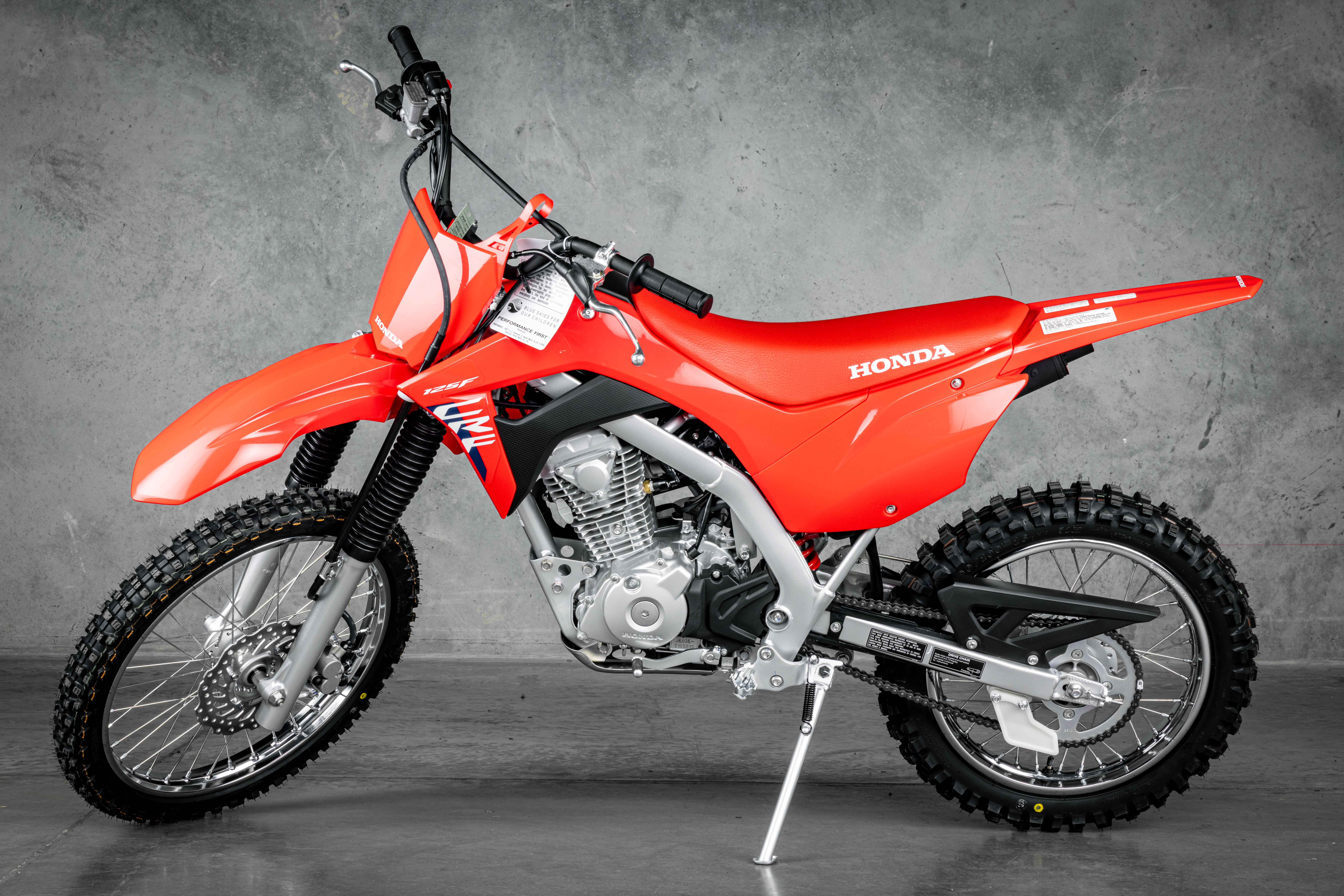 2027 Share Honda CRF125F Big Wheel Red- V3401704 Big Wheel Red- V3401704 — photo 1 of 22