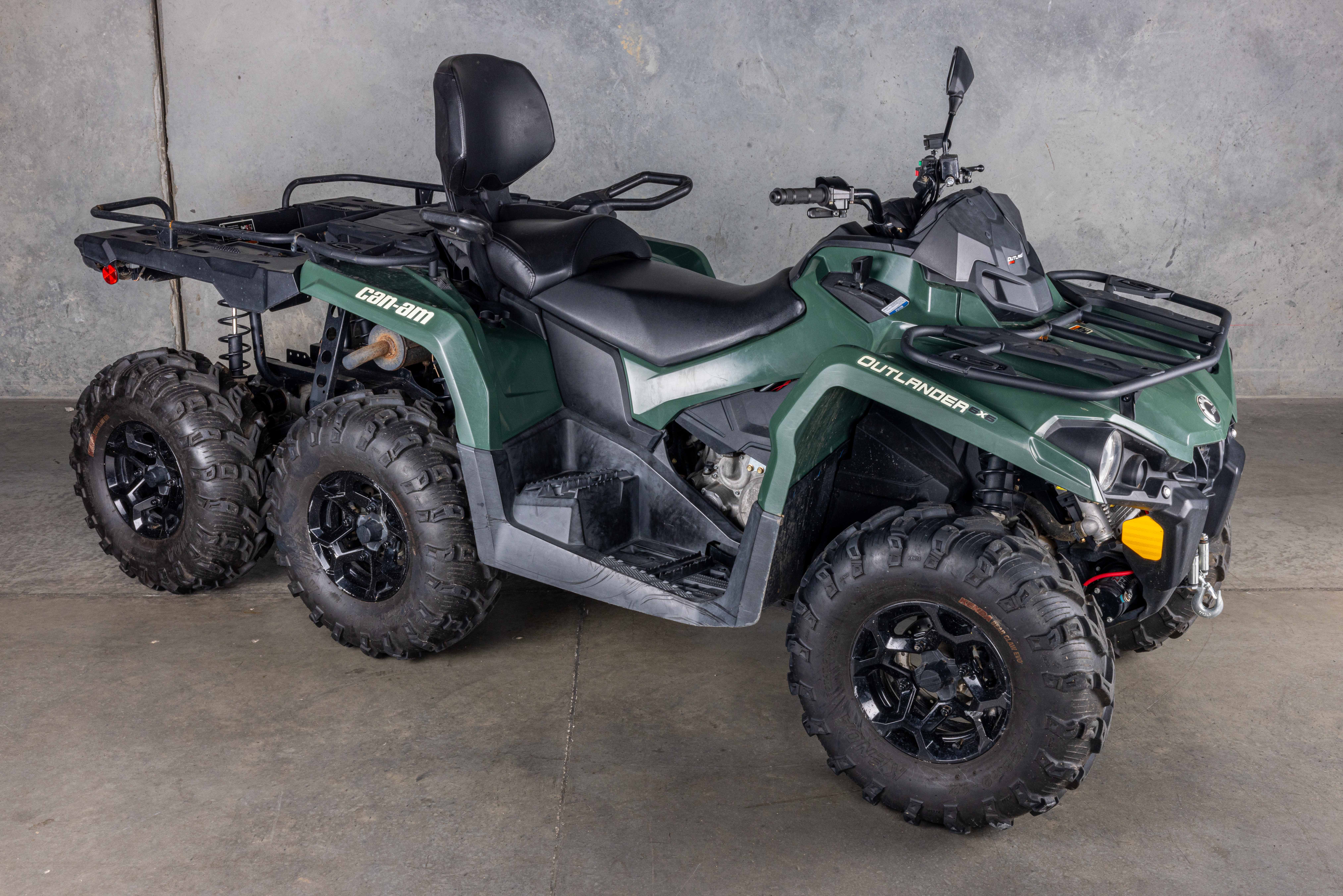 2021 Can-Am OUTLANDER MAX 6X6 DPS 450 TG ATV