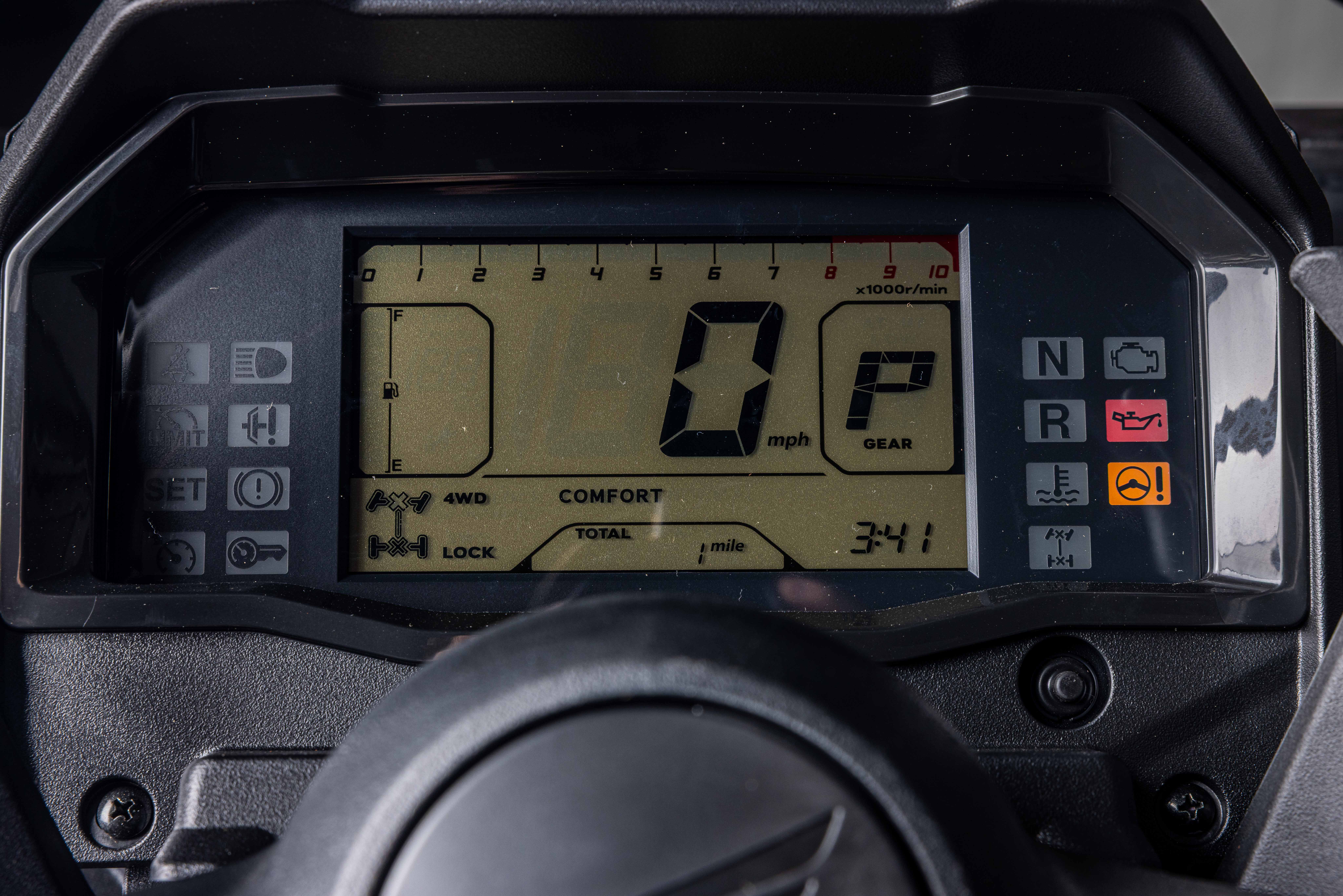 2026 Honda Pioneer 1000-5 Deluxe UTV