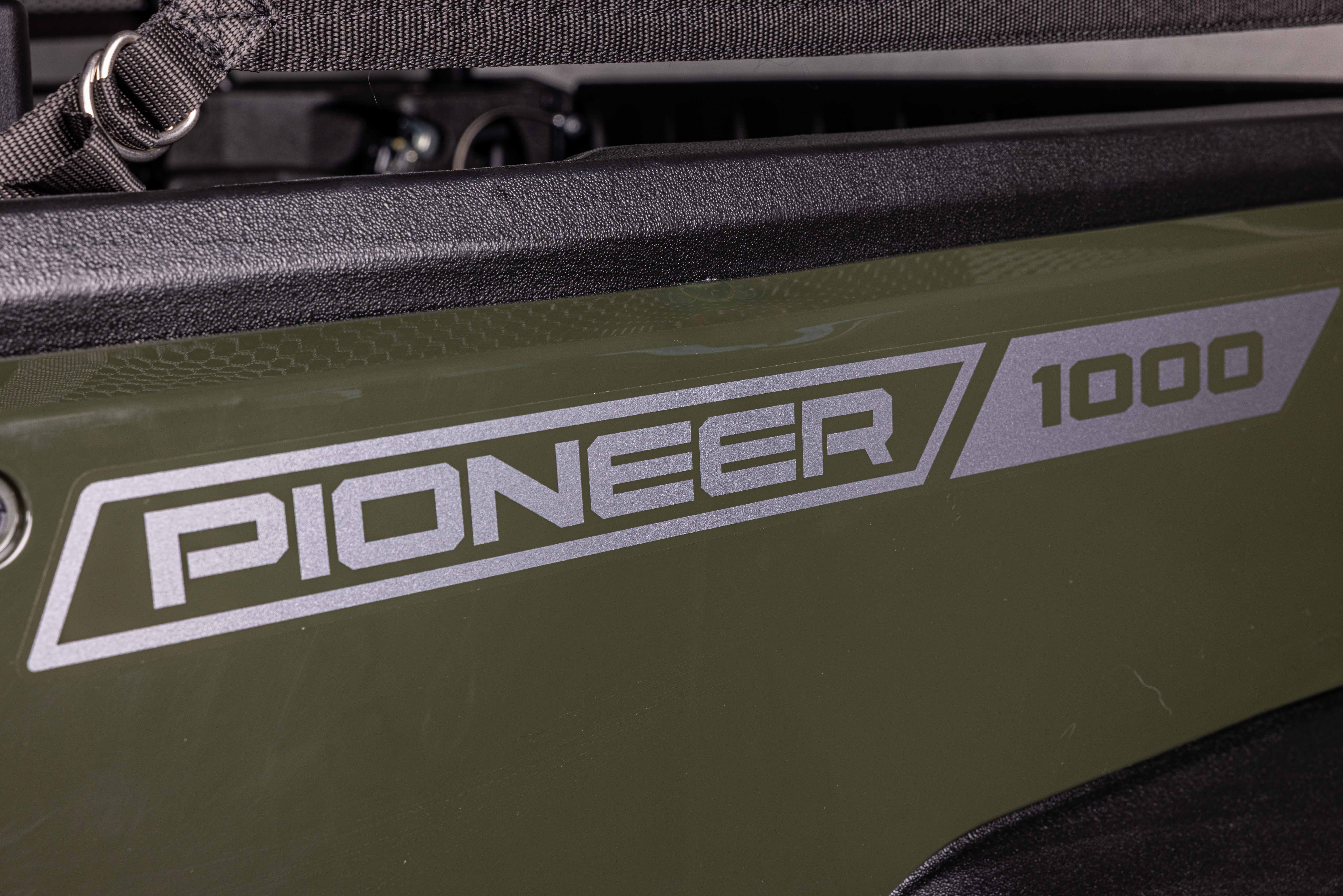 2026 Honda Pioneer 1000-5 Deluxe UTV