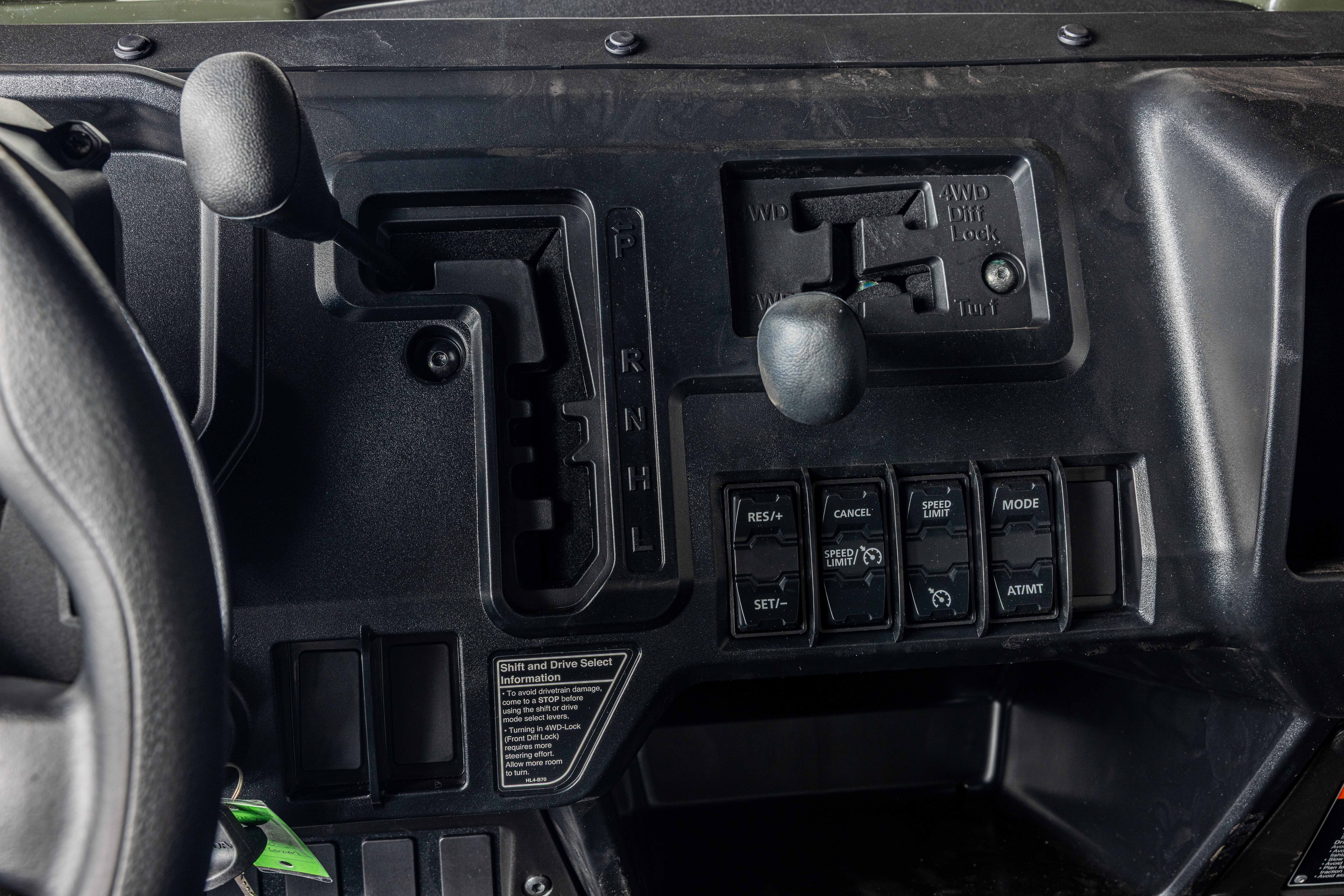 2026 Honda Pioneer 1000 Deluxe UTV